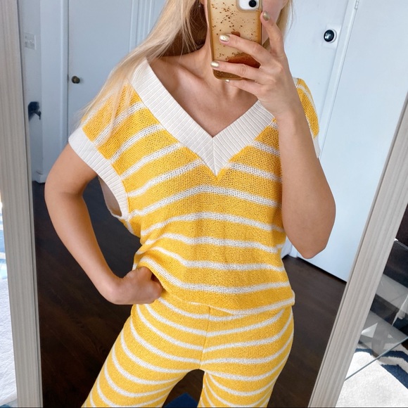 ☀️ ZARA BOHO YELLOW WHITE STRIPE VNECK SHEER LOOSE FIT TOP! - Picture 3 of 16